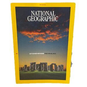 National Geographic August 2022 Stonehenge Revealed Horseshoe Crabs India's Ener